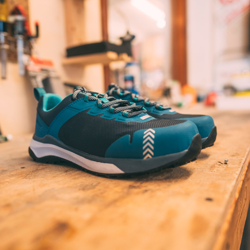 Women's Kodiak Quicktrail Low Nano Composite Toe Athletic Safety Work Shoe image number 9